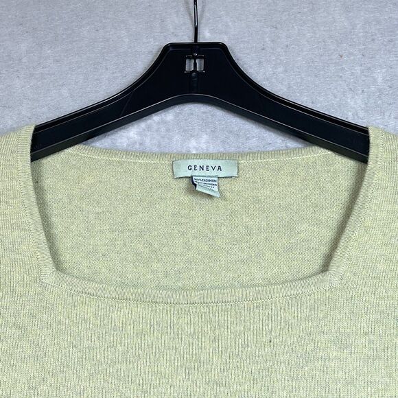 VINTAGE Geneva Sweater Women Size Large Light Green 100% Cashmere Pullover - Picture 2 of 11